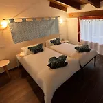 مزرعة للإقامة Monte Allegru