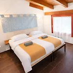 مزرعة للإقامة Monte Allegru