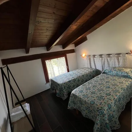 Agriturismo Monte Allegru *