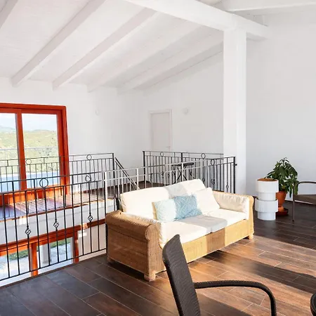 Alloggio per agriturismo Monte Allegru